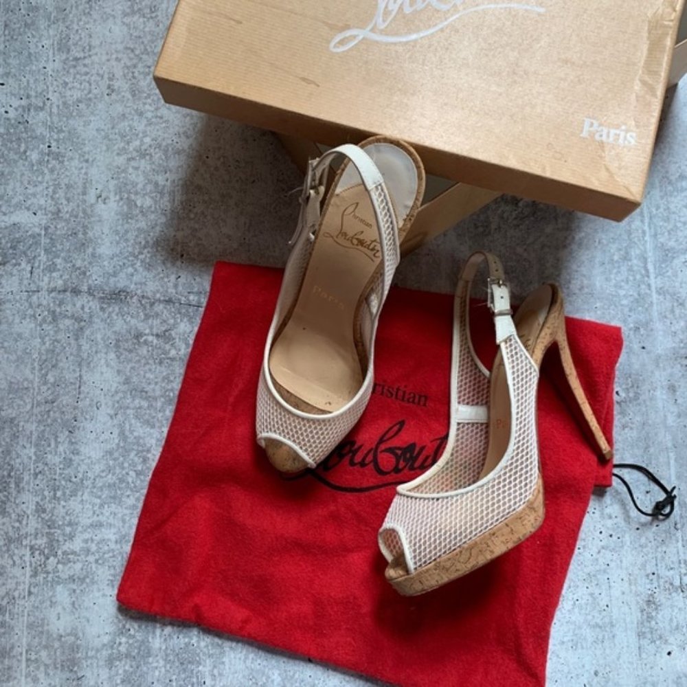 CHRISTIAN LOUBOUTIN 💕Mademoiselle Slingbacks